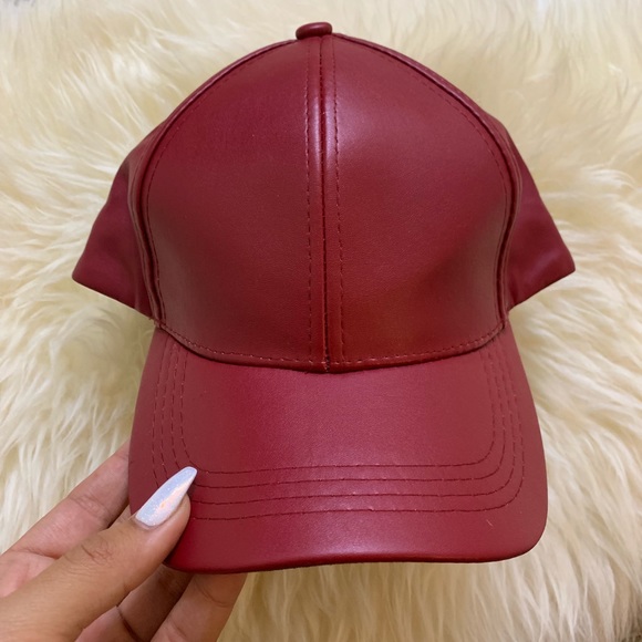 Oh, it’s Fayth! Accessories - NWT Maroon Trendy Women’s Hat